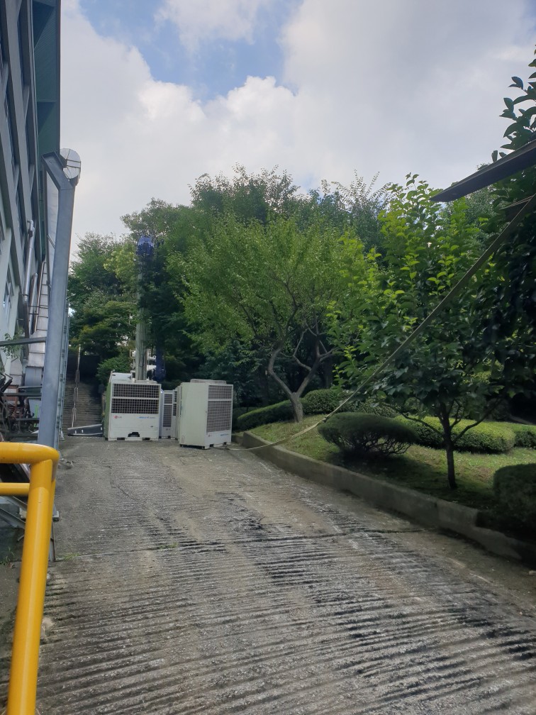 1948697120_Wh7AwG43_15d67923d672e139dc9915f574f04ea840e8df2d.jpg 이미지크게보기