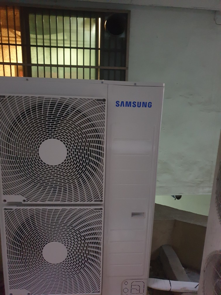 1948697120_hJUY6yjH_6516de553166d90769b02ceba8c807b17236bb43.jpg 이미지크게보기