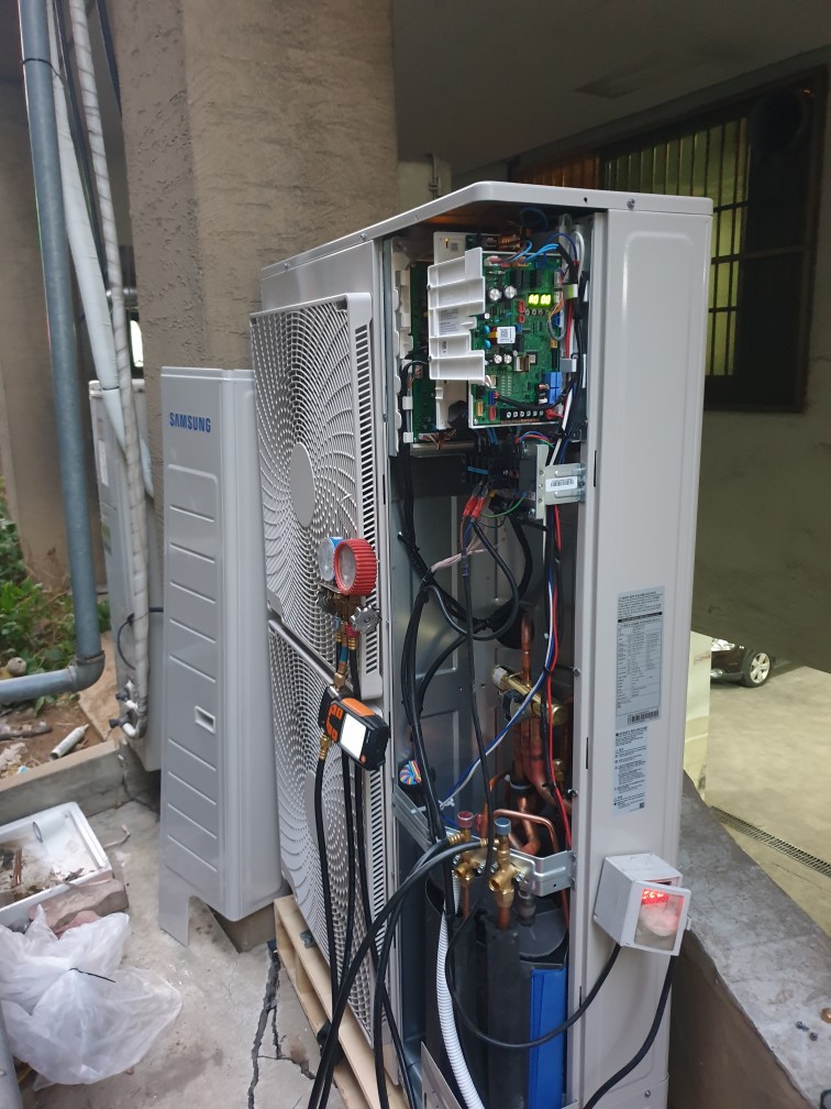 1948697120_mTf6MKAo_ad46eb09d5c075fbaab195eead2bedeae197bcfa.jpg 이미지크게보기